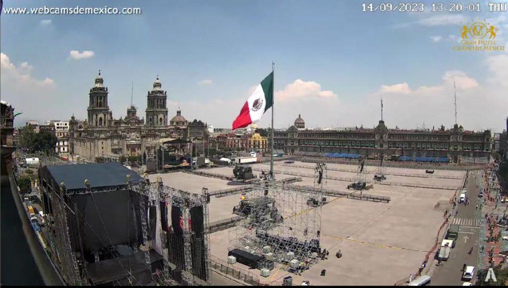 Zócalo, the main square in Mexico City webcam  The National Palace and the Metropolitan Cathedral of the Assumption are the two monuments that stand out in this plaza webcam 
