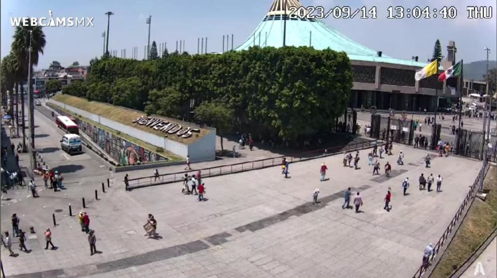  Basilica of Our Lady of Guadalupe (Basílica de Nuestra Señora de Guadalupe), in La Villa de Guadalupe, north part of Mexico City  webcam in mexico city 